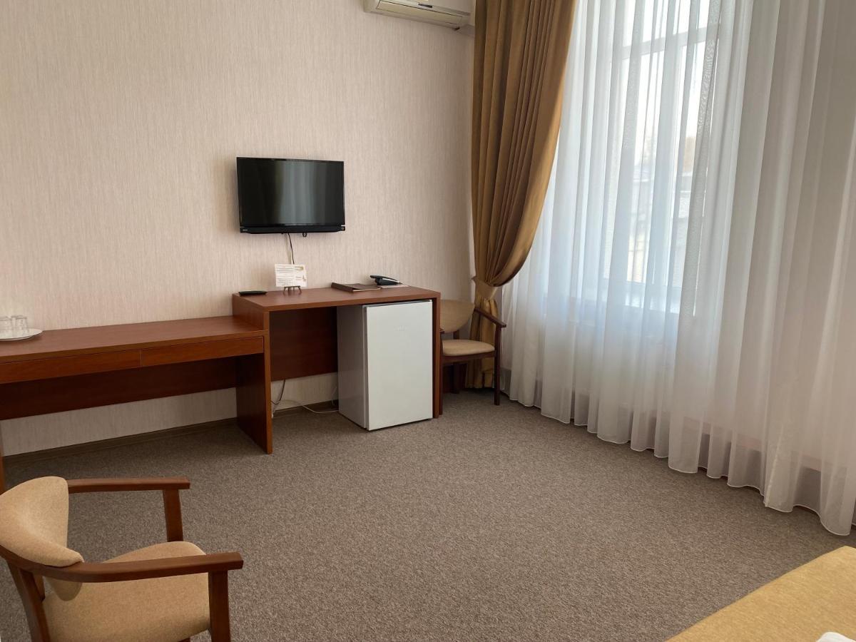 Alexandrovskiy Hotel Mykolaiv Eksteriør billede