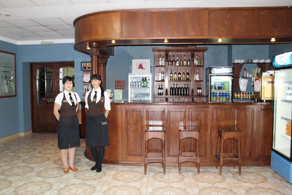 Alexandrovskiy Hotel Mykolaiv Eksteriør billede