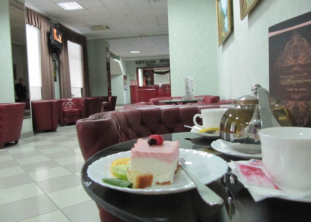 Alexandrovskiy Hotel Mykolaiv Eksteriør billede