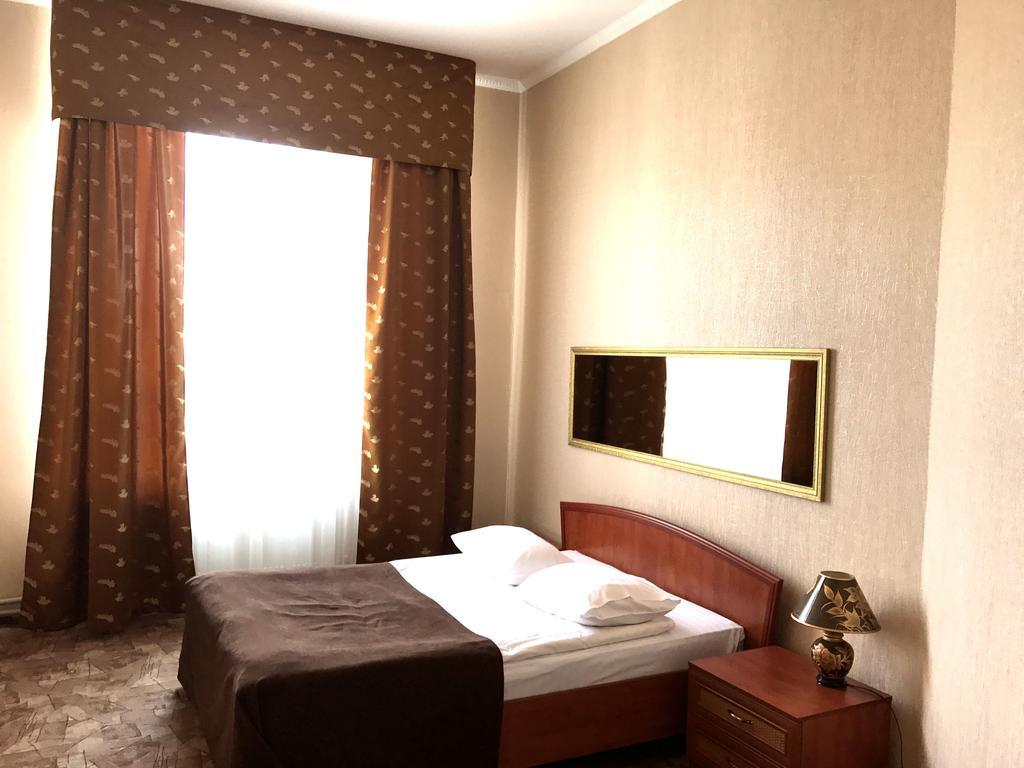 Alexandrovskiy Hotel Mykolaiv Eksteriør billede