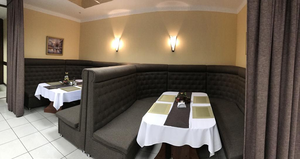 Alexandrovskiy Hotel Mykolaiv Eksteriør billede